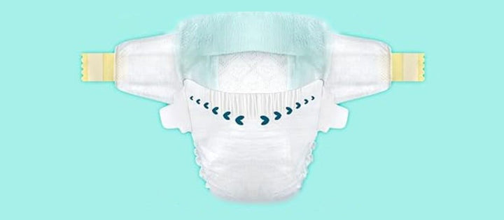 Pampers-luier met flexibele buikband, van voren gezien
