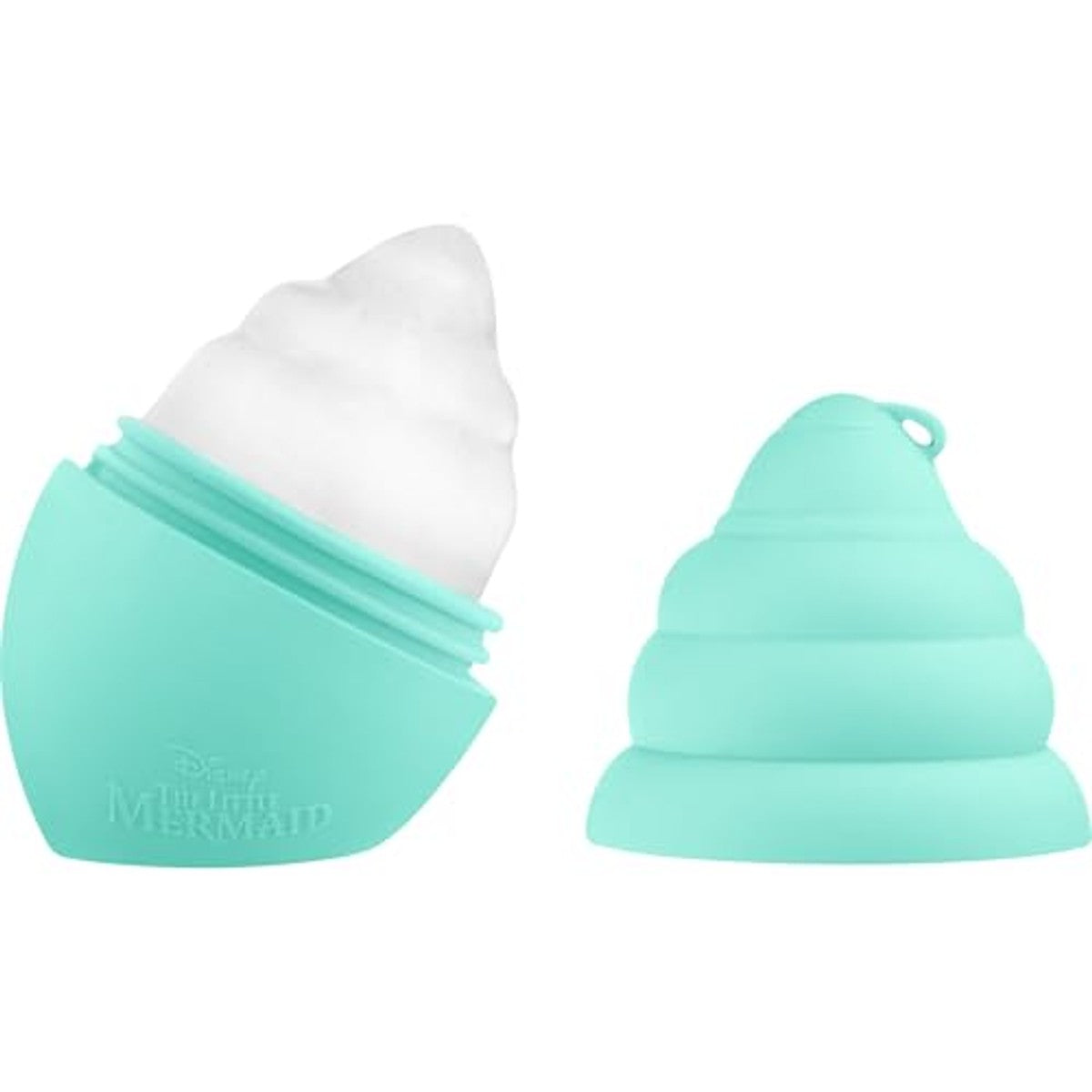 essence Disney THE LITTLE MERMAID ice face roller nr. 01 blauw 1 stuk | Verkoelend massagegereedschap voor een verfrissend zelfverzorgingsmoment, verfrissend zelfverzorgingsmoment – Essence Cosmetics