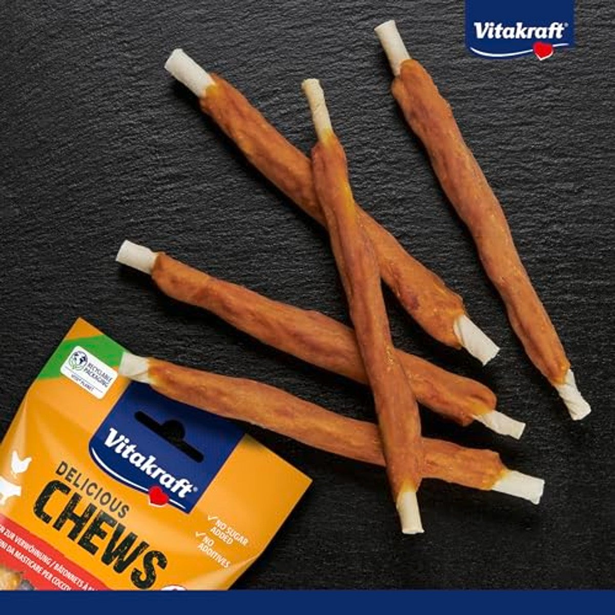 Vitakraft Chews, hondensnack, kauwrol voor beloning, van gedroogde runderhuid, omwikkeld met mager kippenvlees, vetarm, voor middelgrote honden (1 x 5 stuks) – Vitakraft