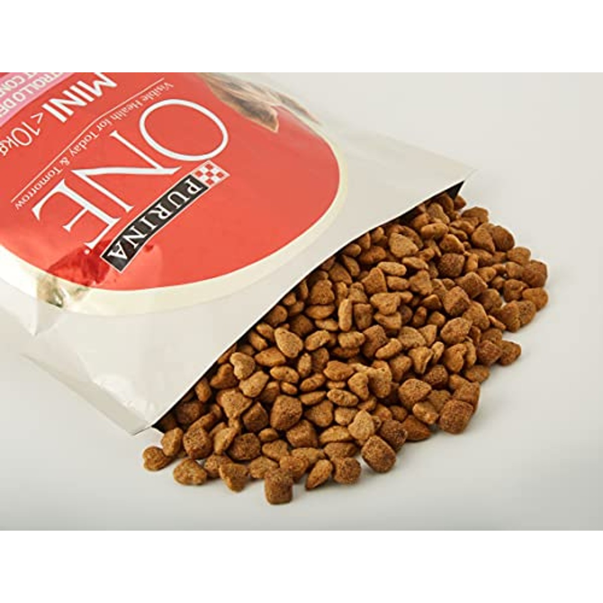 Purina One Mini Gewichtscontrole, < 10 kg, voor kleine honden, rijk aan kalkoen met rijst, 8 verpakkingen van 800 g – PURINA ONE