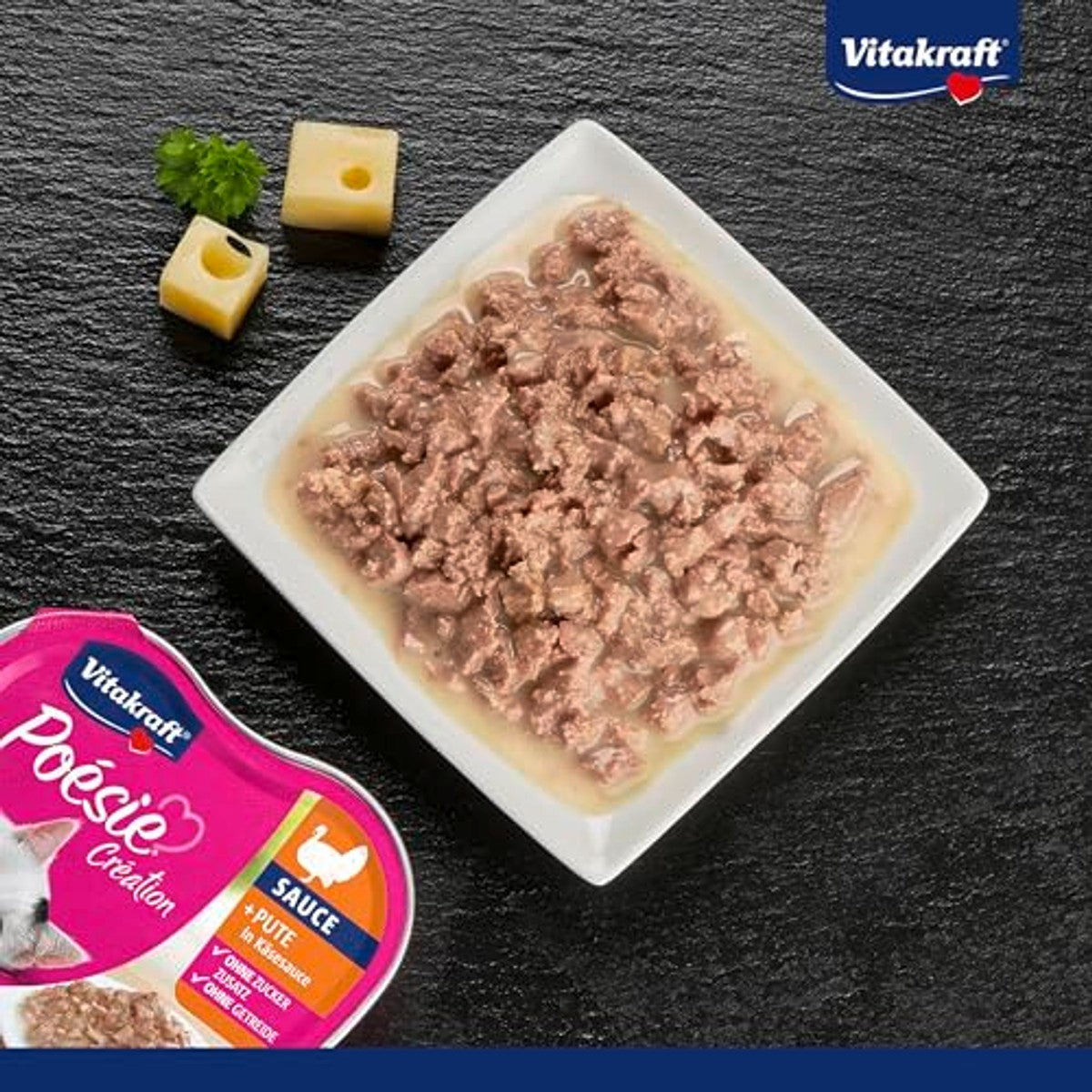 Vitakraft Poésie Création, natvoer voor katten, nat kattenvoer in saus, met kalkoen in kaassaus, voorraadverpakking, zonder toegevoegde suiker en granen (15 x 85 g) – Vitakraft