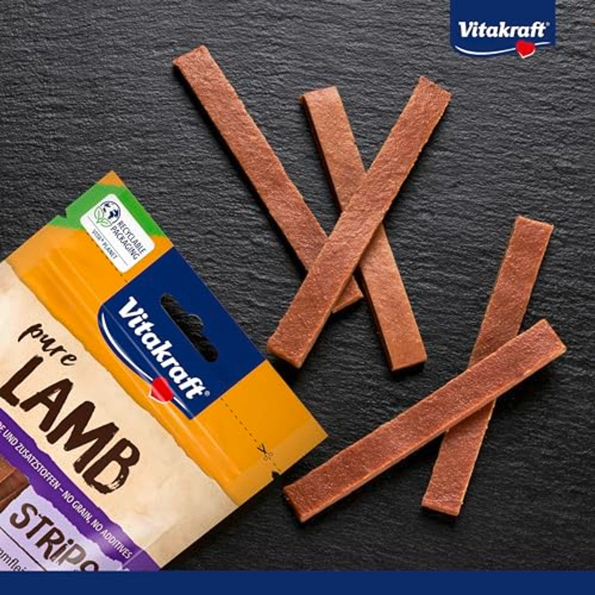 Vitakraft Pure Lamb Strips, hondenlekkernijen, lamsvleestreepjes, hondentrainingstraktaties, zonder toegevoegde suiker (11 x 80 g) – Vitakraft