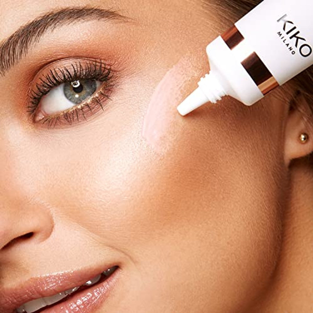 KIKO Milano Radiance Boost Serum Face Base, perfectionerende serumprimer voor een heldere teint – Kiko Milano