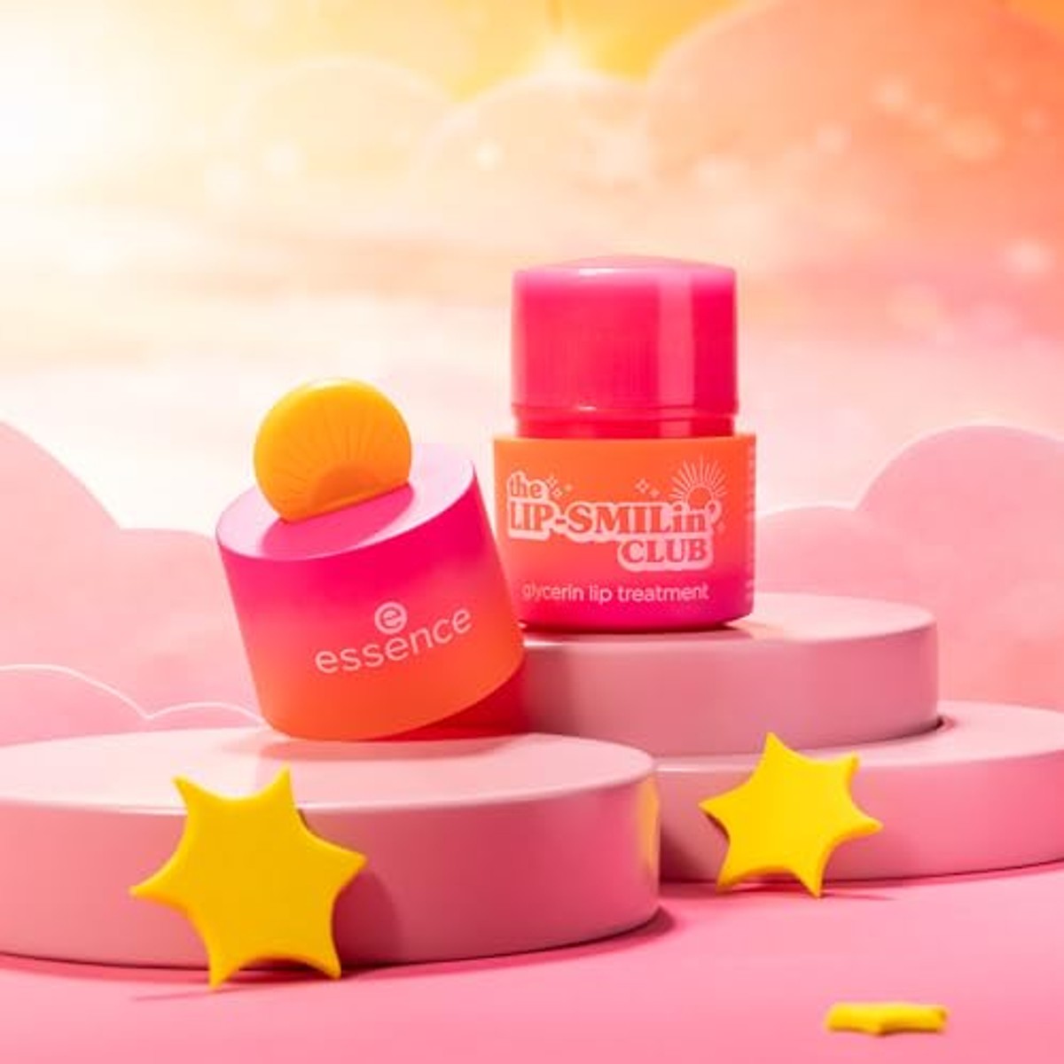 essence the LIP-SMILIN' CLUB glycerine lipbehandeling nr. 01 transparant 12 g | Verzorgende, hydraterende, gladdere uitziende, natuurlijk stralende lippen – Essence Cosmetics
