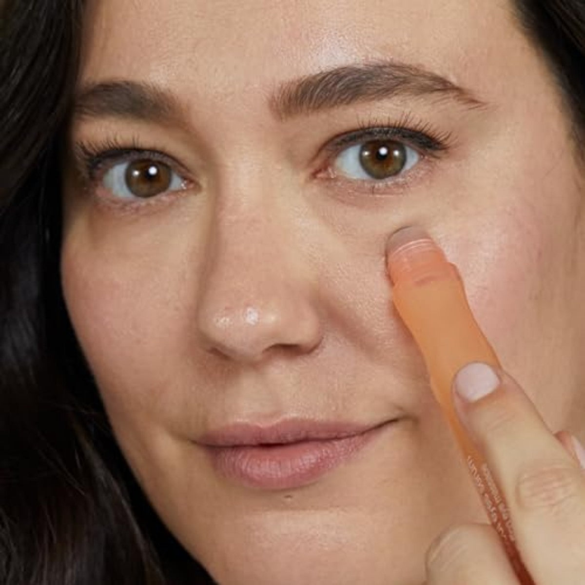 Clinique All About Eyes™ Serum De-Puffing Eye Massage | Oogverzorgingsserum-gel met verkoelende roller-applicator, 15 ml