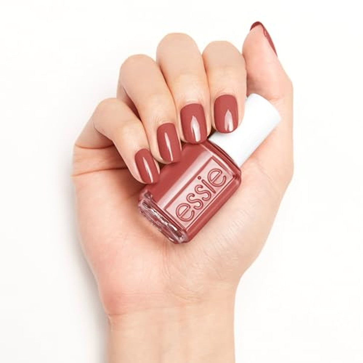 essie Too Hot To Tame 1010 – essie