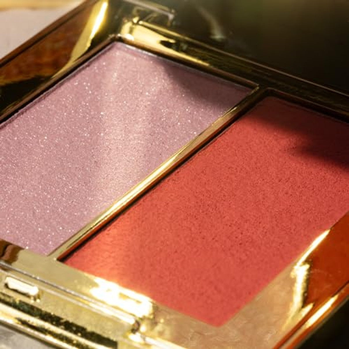 Catrice Spring and The City Eye & Cheek Glow Complex, rougepalet, nr. C01, meerkleurig, 2 kleuren, zacht, stralend, mat, veganistisch, olievrij, zonder parfum, zonder alcohol, per stuk verpakt (6,4 g) – Catrice Cosmetics