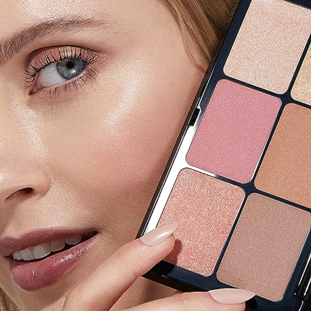 KIKO Milano Irresistible Total Look Face Powder Palette 01, gezichtspoederpalet met 2 bronzers, 2 rouges en 2 highlighters – Kiko Milano