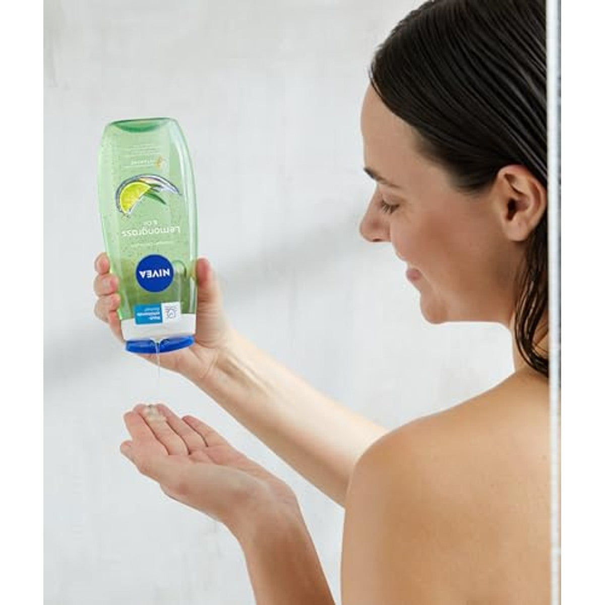 NIVEA Lemongrass & Oil Verfrissende Body Douche Gel 3 x 250 ml - Voordeelverpakking