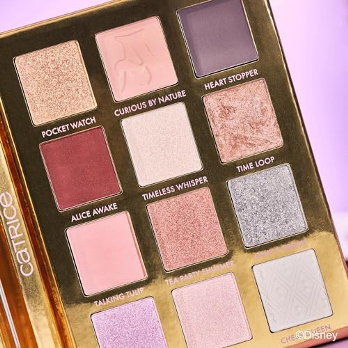 Catrice Disney Alice in Wonderland Oogschaduwpalet, oogschaduw, nr. C02, meerkleurig, 12 kleuren, sterk gepigmenteerd, veganistisch, zonder microplasticdeeltjes, nanodeeltjes, olievrij, per stuk – Catrice Cosmetics