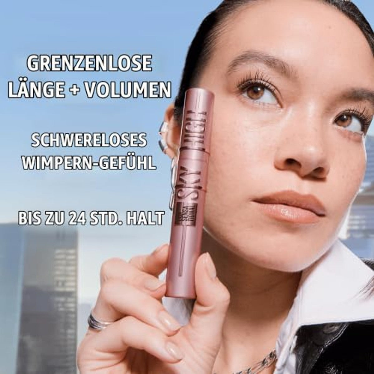 Maybelline New York Sky High Mascara voor extreme lengte en vol volume met bamboe-extract & Tower Flex borstel, elegant donkerblauw voor stralende ogen, nuance: Navy Records, 7,2 ml – MAYBELLINE