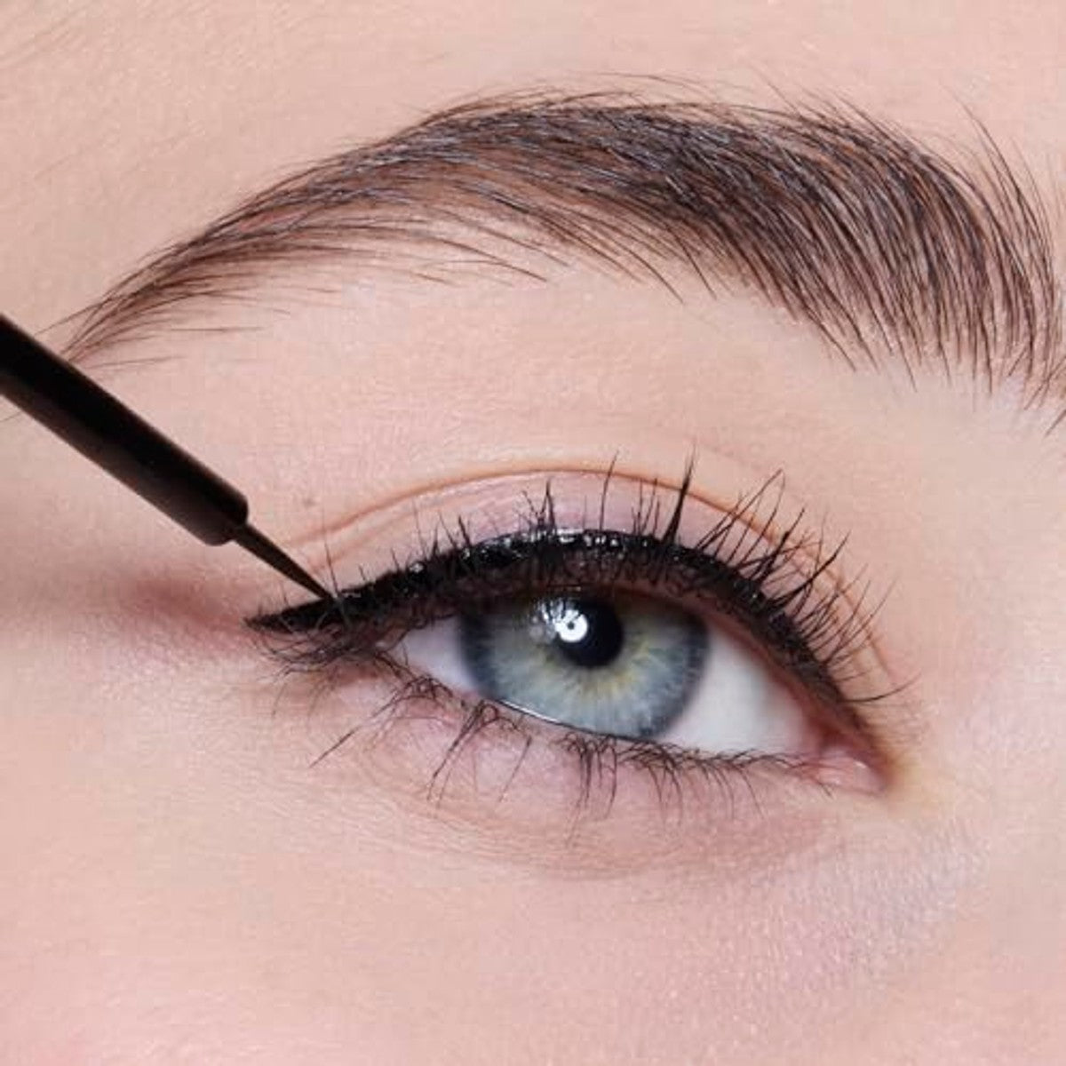 Precision Liquid Eyeliner – e.l.f.