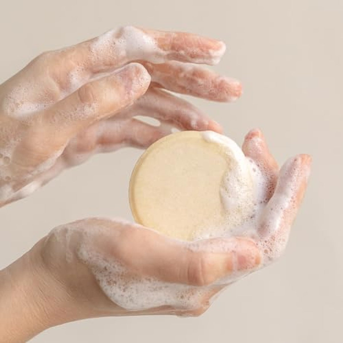 lavera Vaste verzorgingsshampoo Gevoelig Vocht & Verzorging 6 x 50 g - Voordeelverpakking
