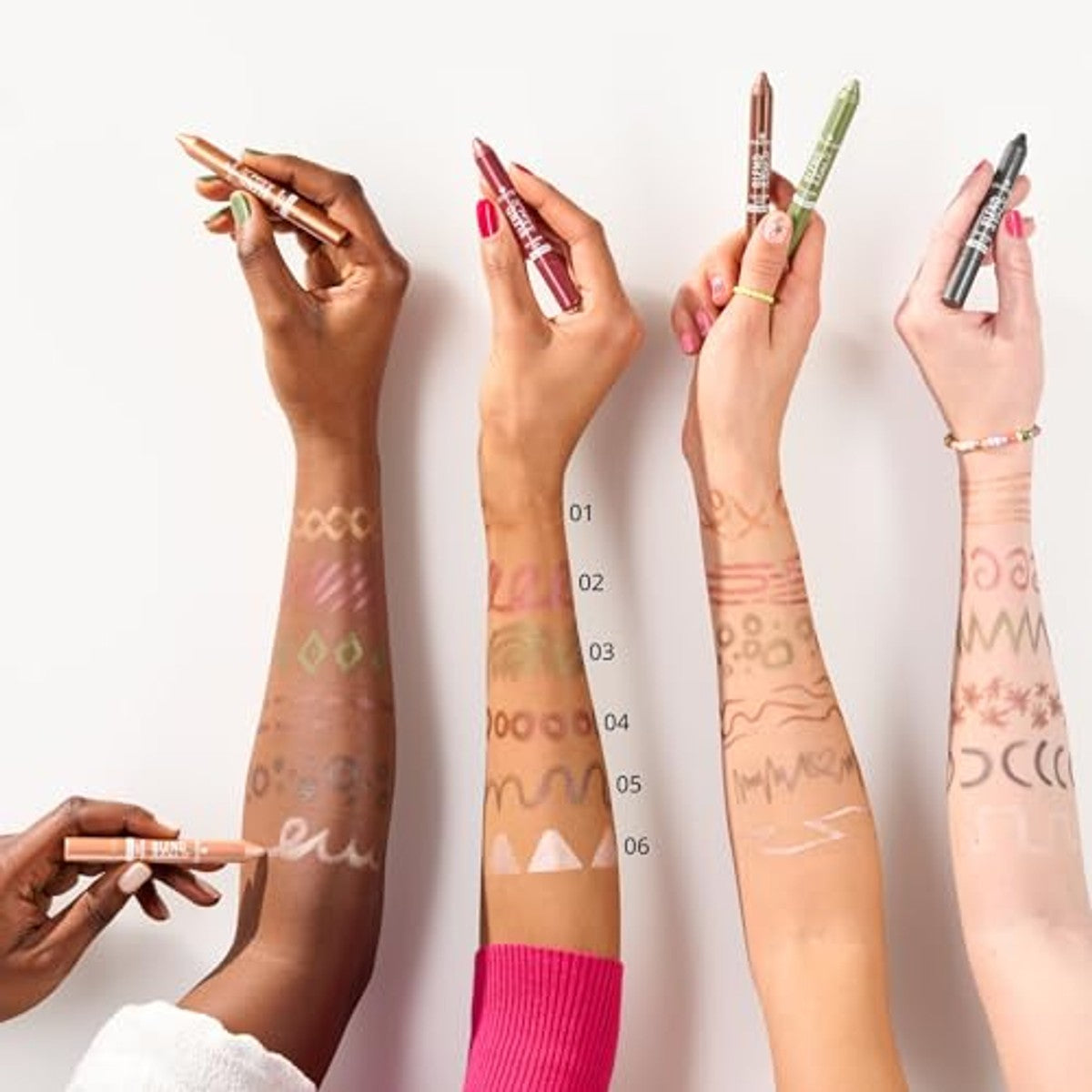 Essence Blend & Line Oogschaduw-stick, oogschaduw, nr. 04, bruin, langdurig, sterk gepigmenteerd, met oliën, veganistisch, zonder microplastic deeltjes, nanodeeltjes, zonder parfum, 1 stuk verpakt – Essence Cosmetics