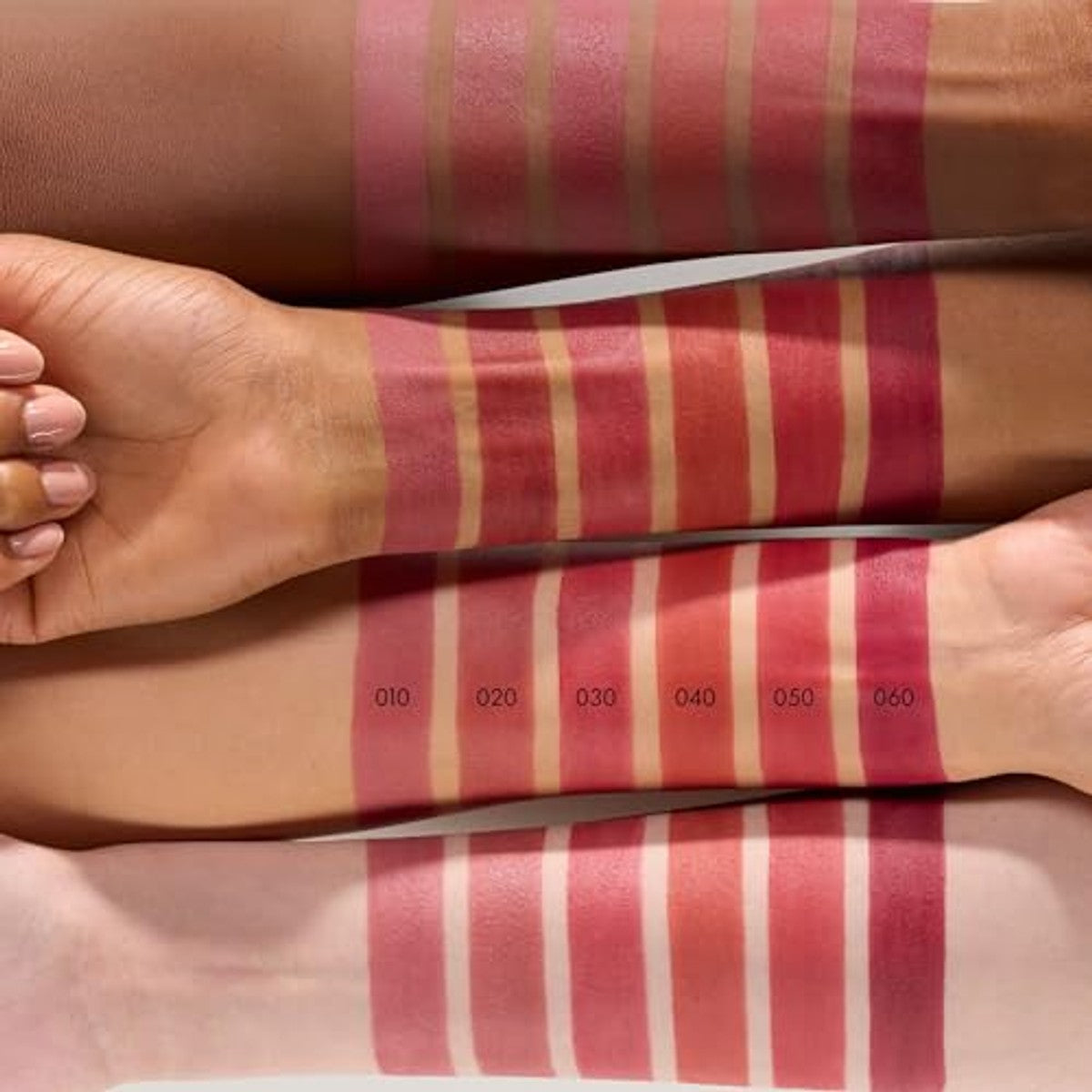 Catrice Pillow Like Matte Lip Mousse, lippenstift, nr. 030, roze, langdurig, mat, veganistisch, olievrij, zonder parabenen, zonder microplastic deeltjes, per stuk verpakt (2,8 ml) | Lippenstift, zacht tekenend effect, zachte textuur – Catrice Cosmetics