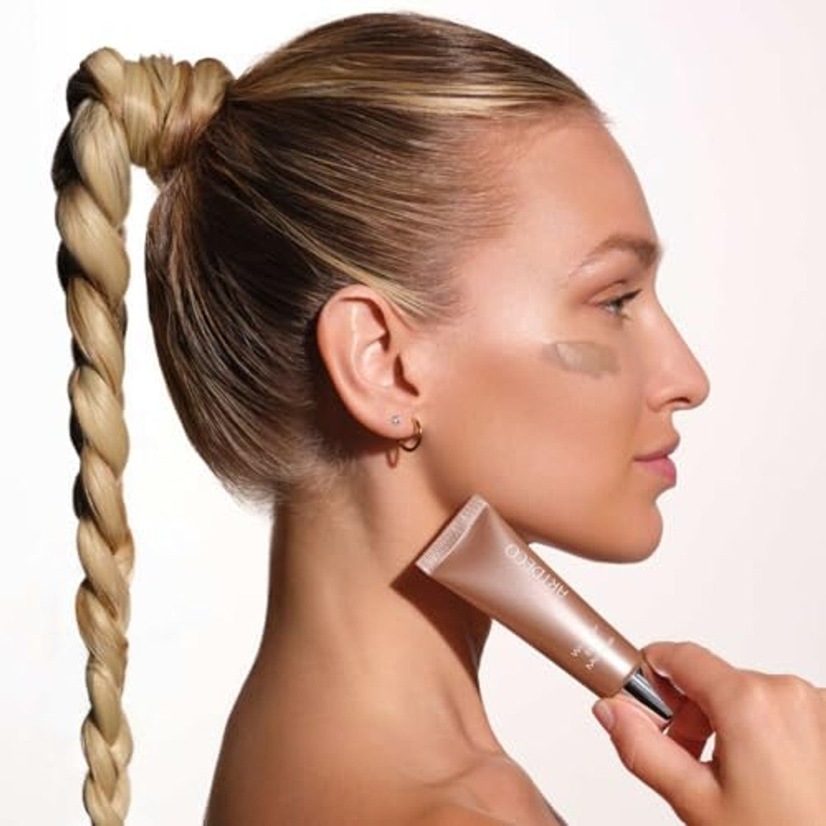 ARTDECO Wonder Blur Mousse | Lichte mousse foundation voor een gelijkmatige, matte teint, poriënverfijnt en langdurig, 1 x 25 ml – Artdeco