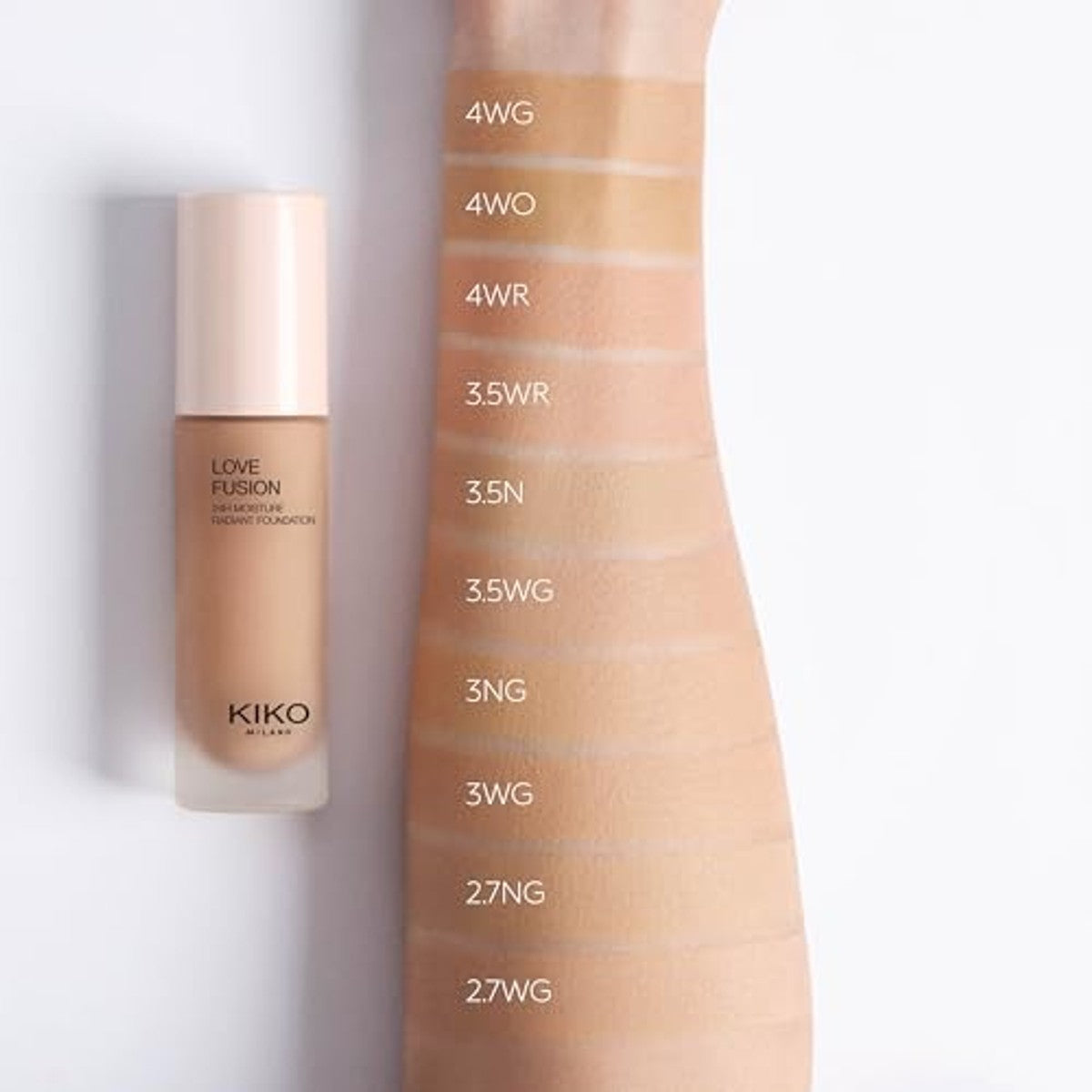 KIKO Milano Love Fusion 24H Moisture Radiant Foundation 3.5WR, Feuchtigkeitsspendende Foundation Mit Bis Zu 16 Stunden Halt Und Strahlendem Finish – Kiko Milano