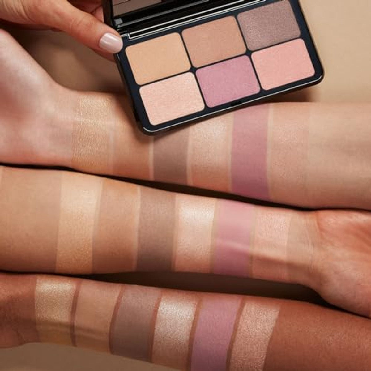 Kiko Milano Irresistible Total Look Face Powder Palette 01 - 6-pack