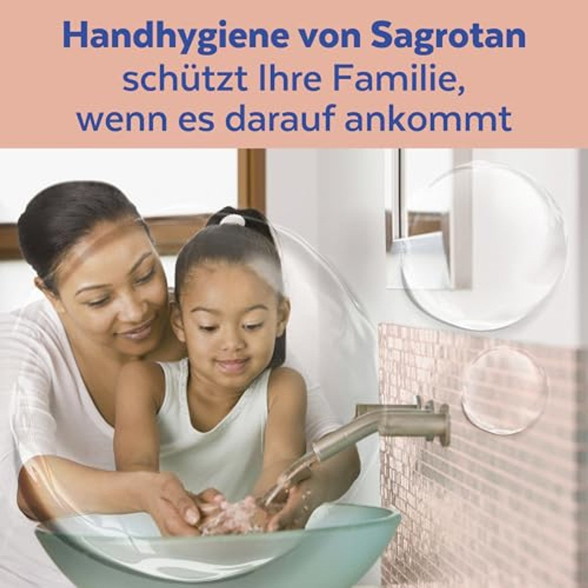Sagrotan Fluwelen schuimnavulling kersenbloesem & roos – 8 x 250 ml schuimzeep in praktische voordeelverpakking – Sagrotan