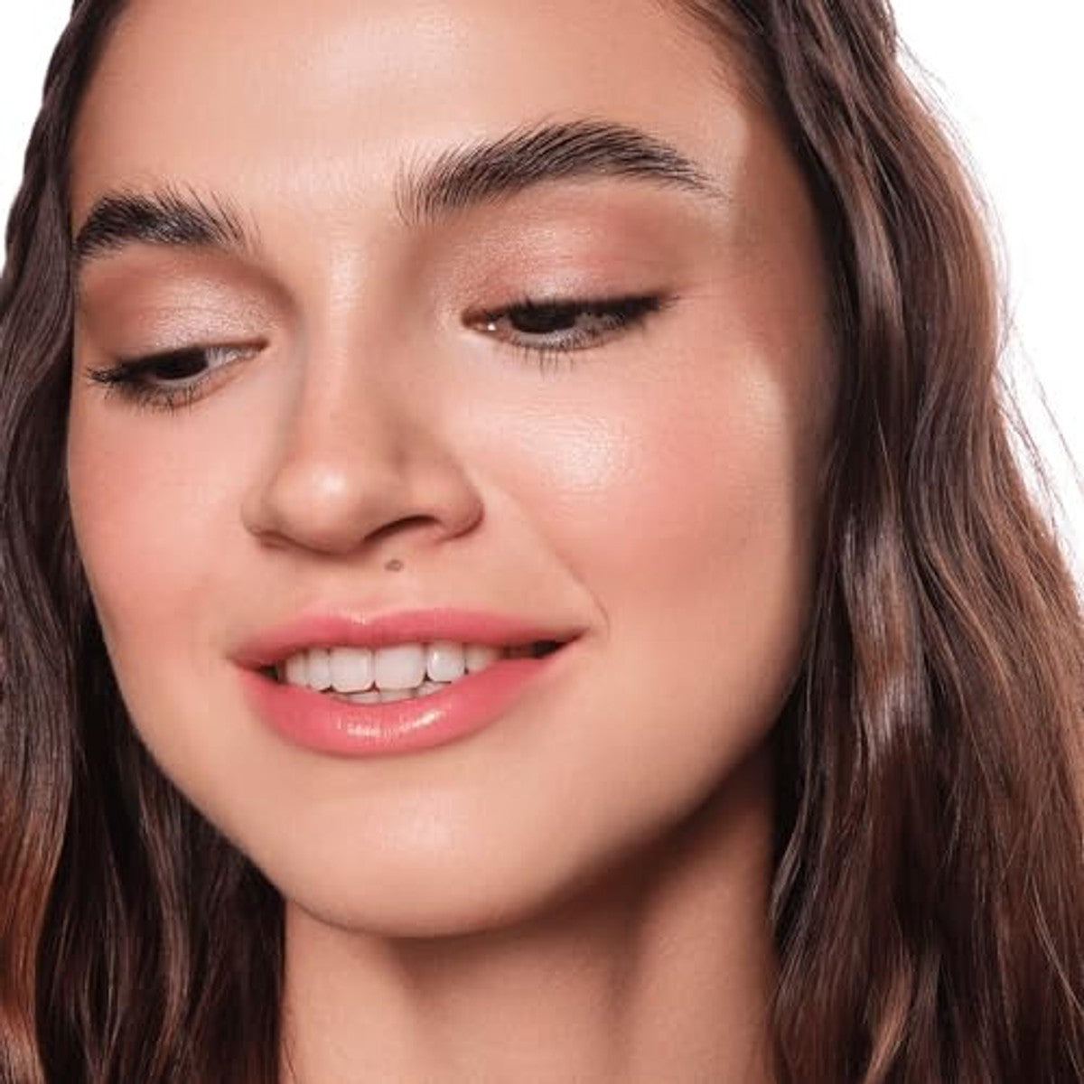 essence cream oogschaduw, nr. 02, goud, langdurig, expressief resultaat, veegvast, metallic, veganistisch, vrij van nanodeeltjes, zonder parfum, olievrij, per stuk verpakt (5 g) | Oogschaduw, langdurig, veegvast, expressief resultaat – Essence Cosmetics