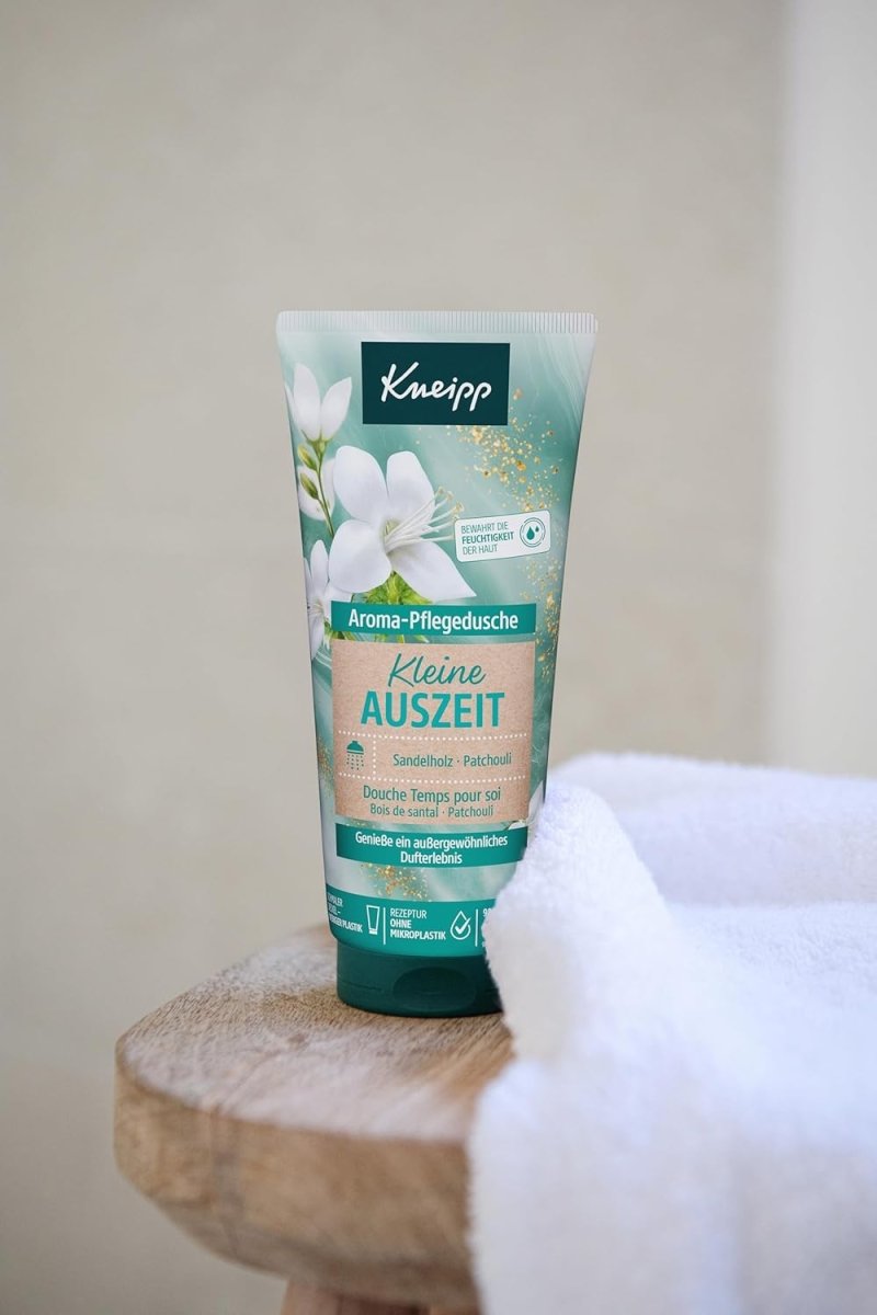 Kneipp Aroma - Pflegedusche Kleine Auszeit - Sandelholz & Patchouli - Bewahrt die Feuchtigkeit der Haut - 200ml door Huishoudvoordeel nu bij Huishoudvoordeel