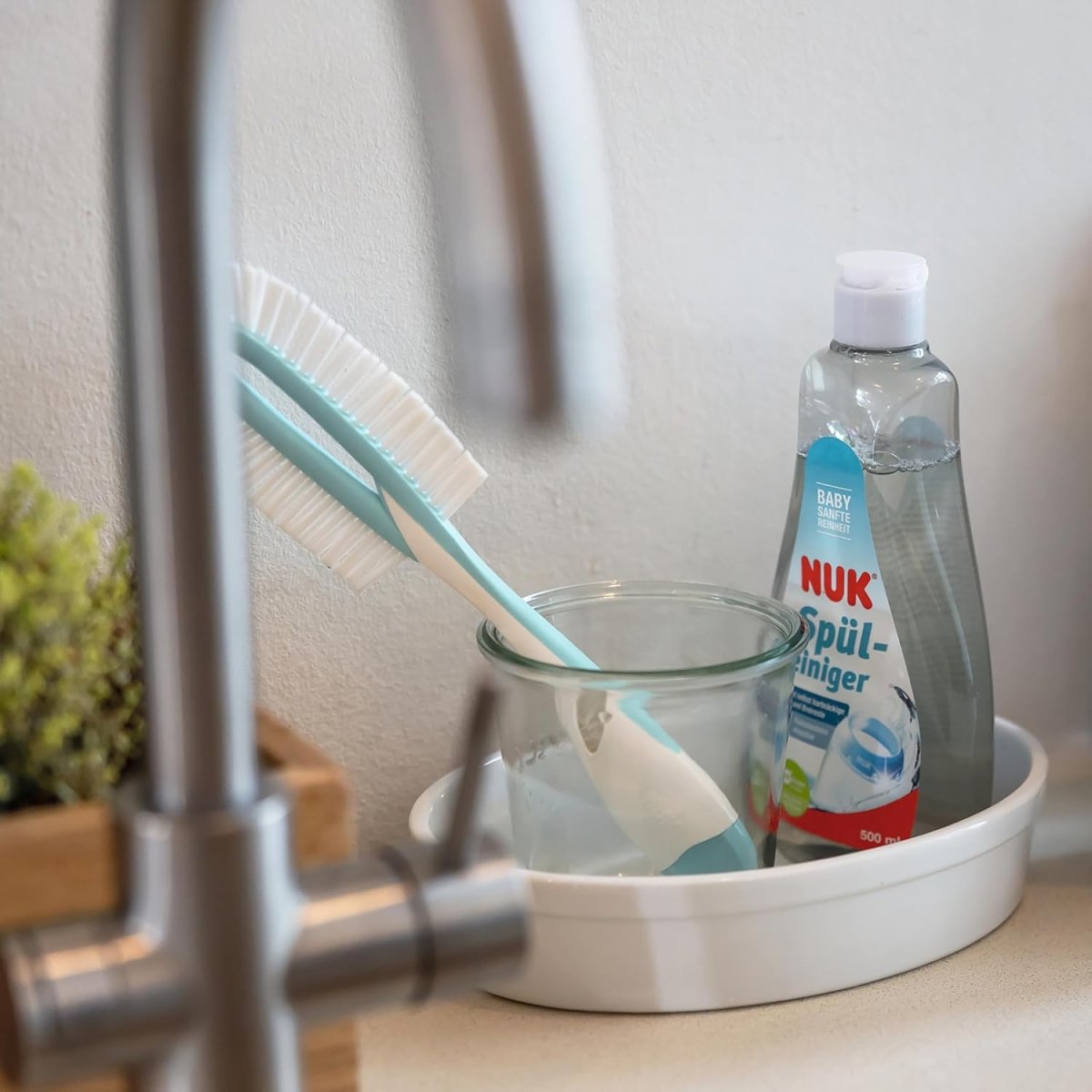 NUK Spülreiniger für Babyflaschen | 500 ml | Ideal zur Reinigung von Babyflaschen, Sauger & Zubehör | Parfümfrei | pH - neutral | 3 Stück door Huishoudvoordeel nu bij Huishoudvoordeel